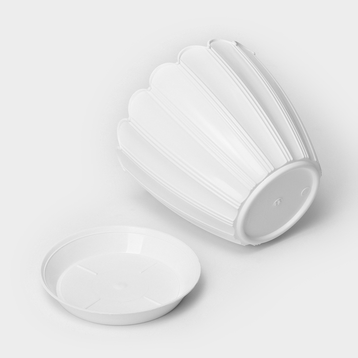 Горшок для цветов с поддоном «Хризантема», 3,4 л, d=19 см, h=18 см, цвет белый Горшок для цветов с поддоном «Хризантема», 3,4 л, d=19 см, h=18 см, цвет белый