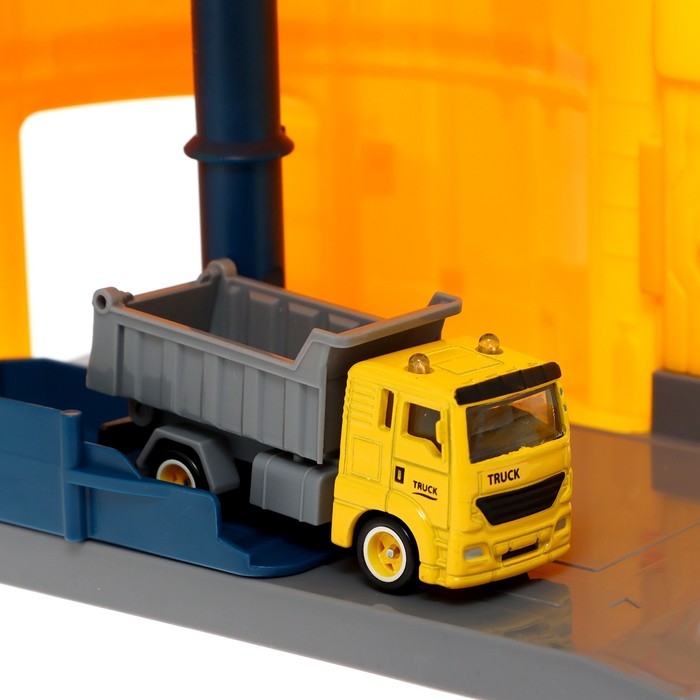 Парковка &laquo;Строительный лифт&raquo;, с подъёмом, машинка опускается с кнопки, звонит колокол, МИКС