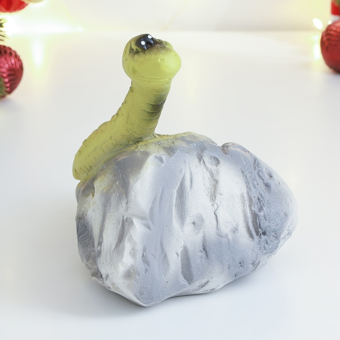 Новый год. Символ 2025. Копилка Новый год. Символ 2025. Копилка "Змея на камне" 12х16х16см