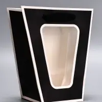 Пакет - переноска для цветов 10&times;10&times;20&times;18 см, чёрный с каймой