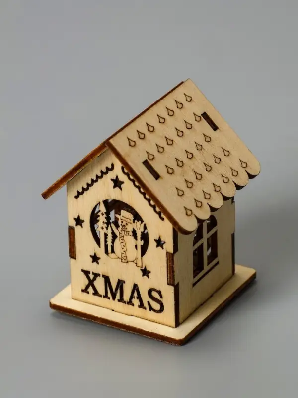 Ёлочная игрушка &laquo;Домик со снеговиком&raquo;, 6&times;4.5&times;4.5 см, от батареек, свечение тёплое белое