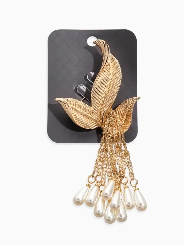 Брошь Брошь "Птица с жемчужным хвостом", цвет белый в золоте