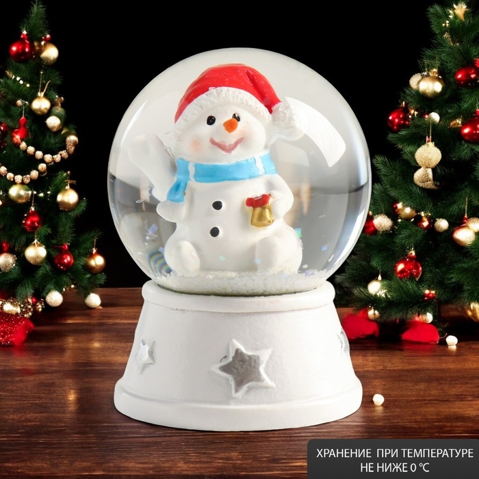 Снежный шар новогодний стеклянный «Снеговик в красном колпаке, с подарком», d=4.5 см, 6×4.5×4.5 см Снежный шар новогодний стеклянный «Снеговик в красном колпаке, с подарком», d=4.5 см, 6×4.5×4.5 см