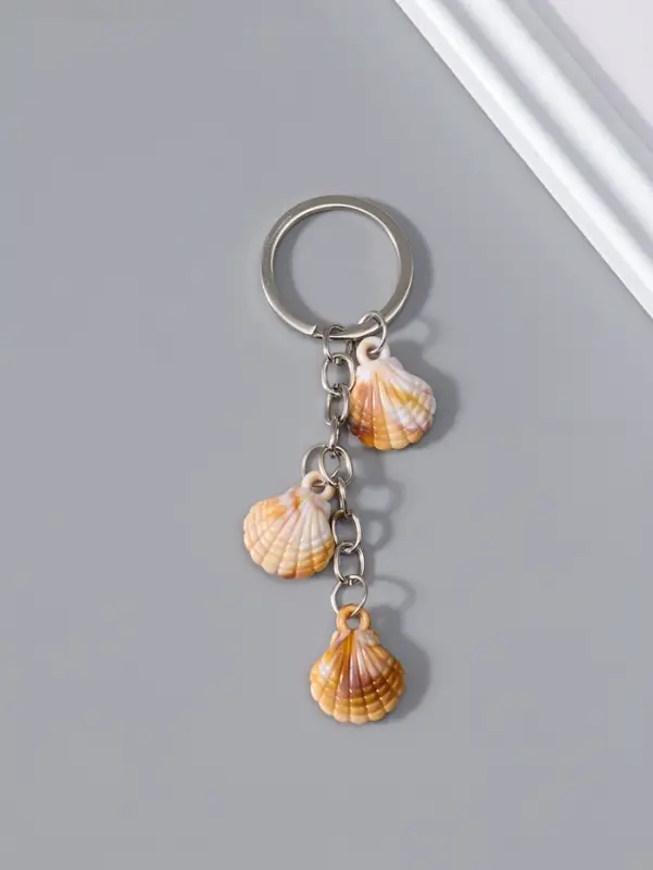 Брелок пластик "Ракушки Гребешок" 3 ракушки 2,4х1,8х7 см