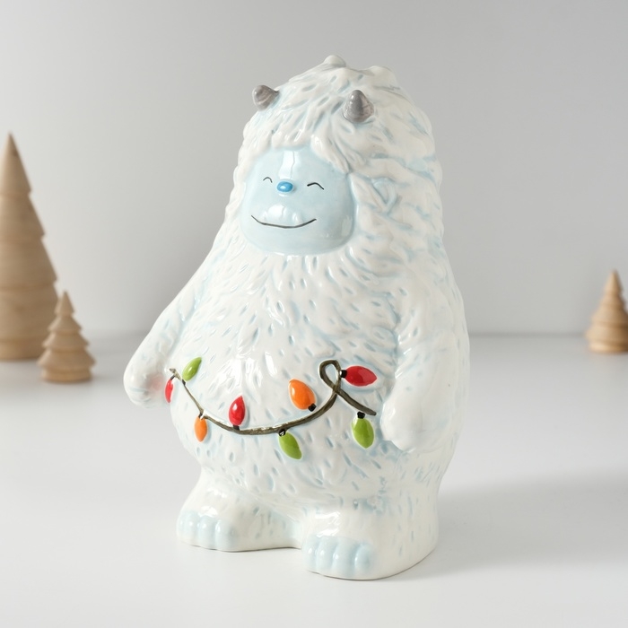 Копилка керамика  Копилка керамика "Снежный человек с гирляндой" 11,2х13х18 см