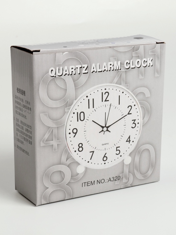 Часы будильник настольные, на батарейках, 13.5 х 4.5 х 14 см, циферблат 13.5 х 11.6 см Часы будильник настольные, на батарейках, 13.5 х 4.5 х 14 см, циферблат 13.5 х 11.6 см