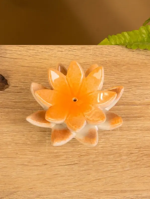 Подставка под благовония  Подставка под благовония "Цветок кувшинки" керамика, цв. МИКС, 9,5х9,5х4 см