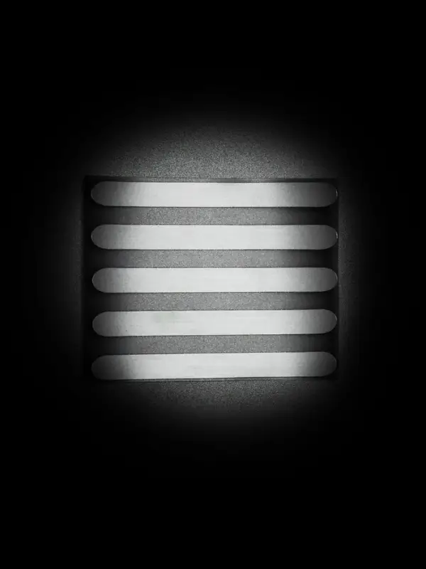 Светоотражающая термонаклейка &laquo;Полосы&raquo;, 10&times;1 см, 5 шт. на листе, серая