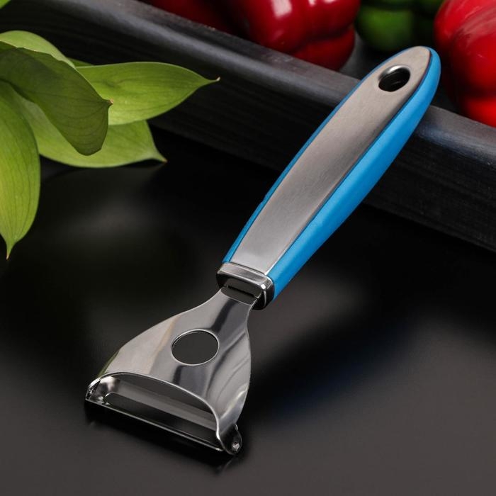 Овощечистка Доляна Blade, 18 см, ручка soft-touch, цвет синий Овощечистка Доляна Blade, 18 см, ручка soft-touch, цвет синий