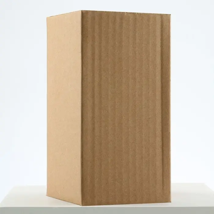 Кубок 056, наградная фигура, золото, подставка пластик, 12&times;6.3&times;6.3 см