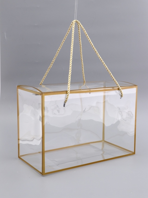 Коробка из PET с ручками, золотая, 30 х 15 х 20 см