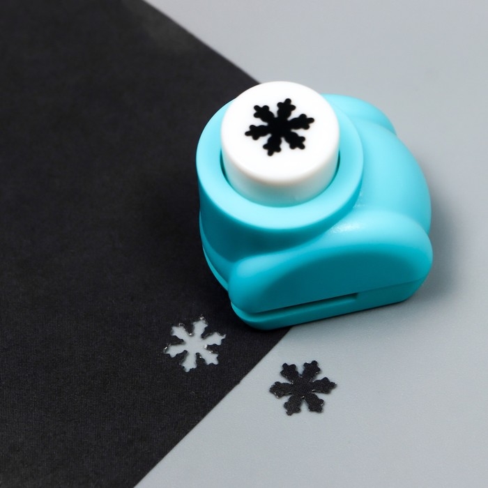 Дырокол фигурный Дырокол фигурный "Снежинка" рисунок 1 см МИКС