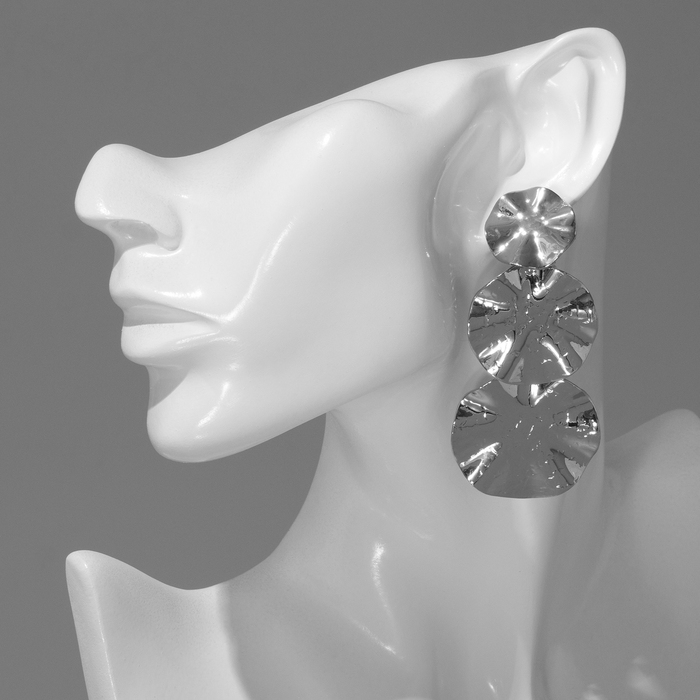 Клипсы висячие «Лёгкость» трио, цвет серебро Клипсы висячие «Лёгкость» трио, цвет серебро