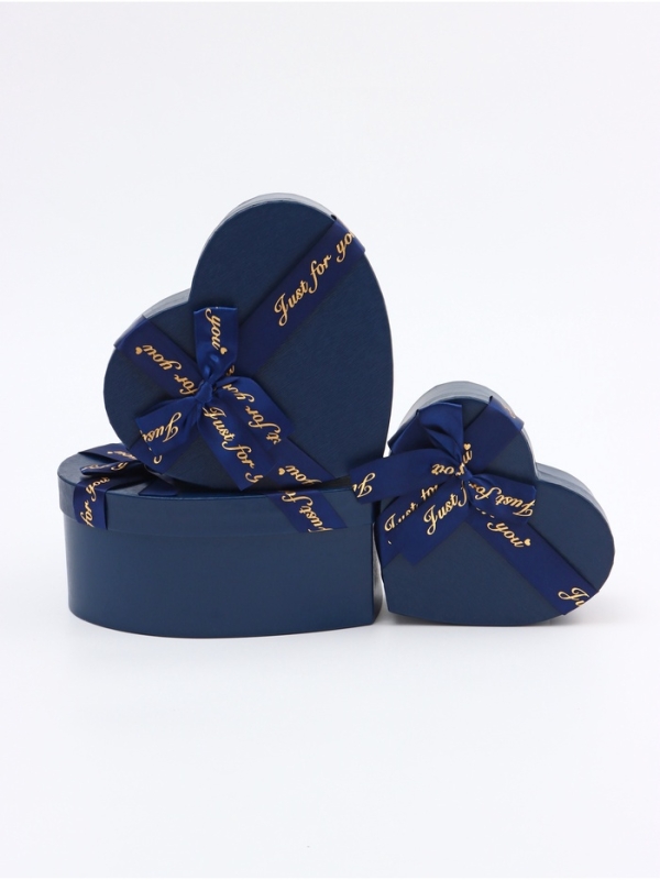 Набор коробок 3 в 1 сердца 22 х 20 х 9; 18.5 х 17 х 7.5; 1 6 х 14 х 6 см Набор коробок 3 в 1 сердца 22 х 20 х 9; 18.5 х 17 х 7.5; 1 6 х 14 х 6 см