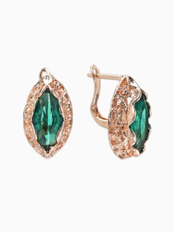 Серьги со стразами &laquo;Эдель&raquo;, эллипс ажурный, цвет изумрудный в розовом золоте