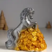 Копилка "Конь на деньгах" 20х20х13 см, серый Копилка "Конь на деньгах" 20х20х13 см, серый