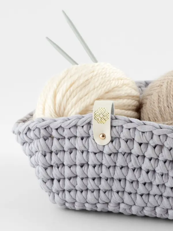 Бирка с кнопкой &laquo;Мандала&raquo; TEIRA, с тиснением, 8&times;1.5 см, 10 шт., цвет золотой, молочный