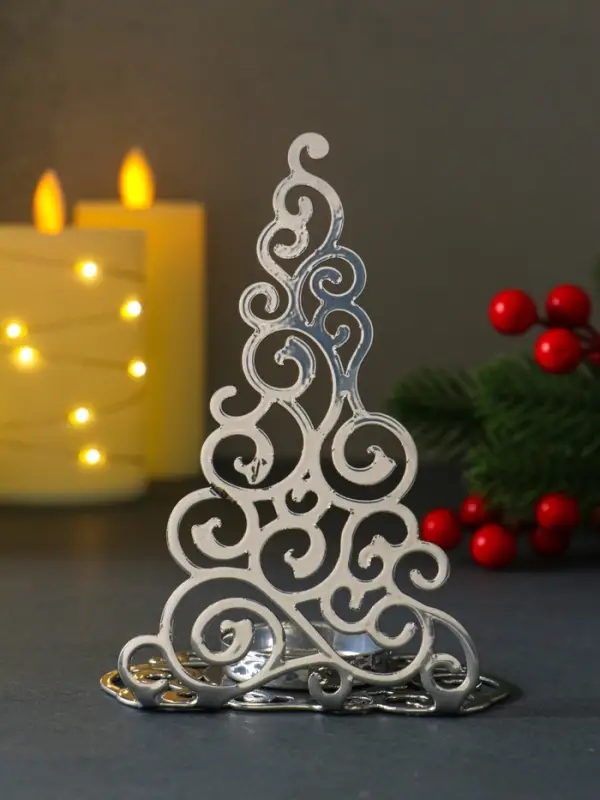 Подсвечник на 1 свечу «Ёлка новогодняя нарядная», металл под хром, 10×7.5×13.5 см