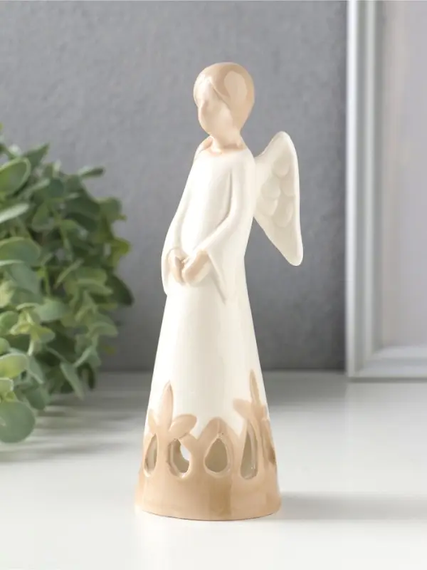Сувенир керамика "Девушка-ангел с резным платье" 5,5х5,2х16,4 см