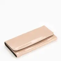 Кошелёк женский на магните, 19.5&times;2.5&times;9 см, лаковый, бежевый