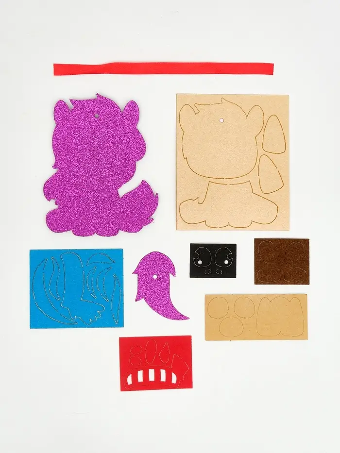 Набор для творчества подвеска из фетра «Милая лошадка» Набор для творчества подвеска из фетра «Милая лошадка»