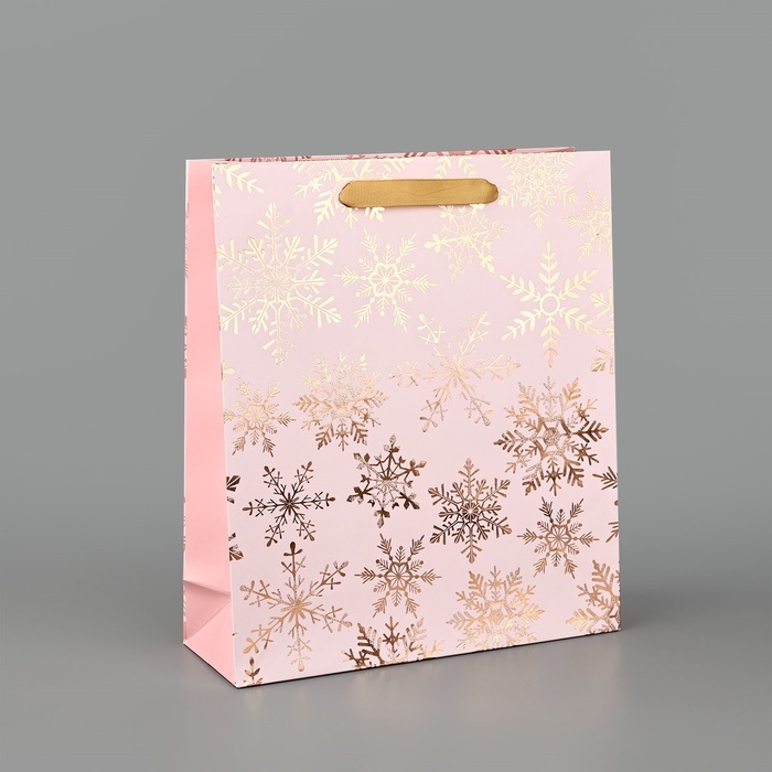 Пакет подарочный новогодний ламинированный «Вьюга», тиснение, M 30 х 26 х 9 см, Новый год Пакет подарочный новогодний ламинированный «Вьюга», тиснение, M 30 х 26 х 9 см, Новый год