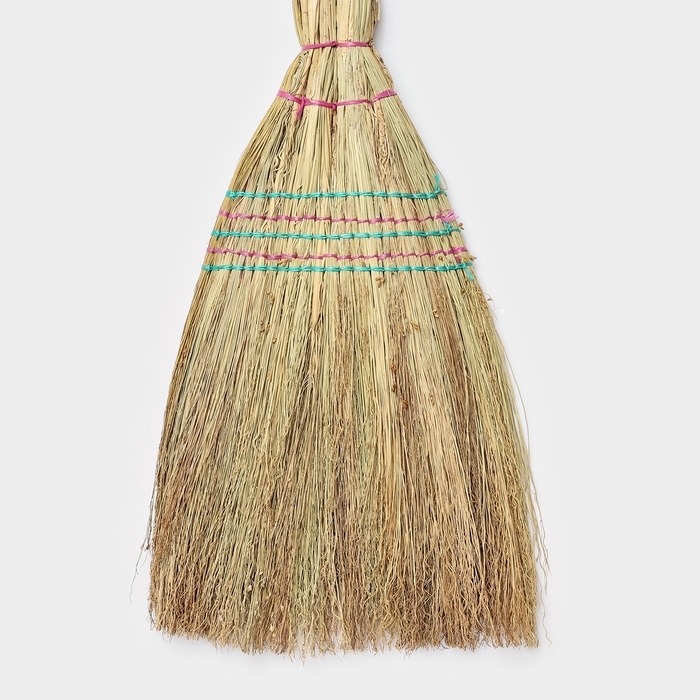 Веник 4-х лучевой 5-ти прошивной «Сорго», 400 гр, 95 см Веник 4-х лучевой 5-ти прошивной «Сорго», 400 гр, 95 см