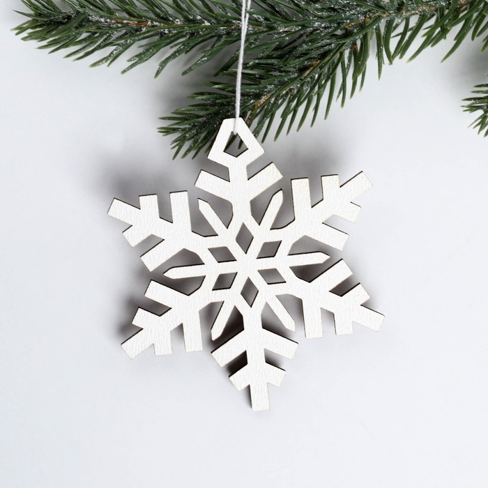 Ёлочная игрушка новогодняя «Снежинка», на Новый год, хдф, 6,9 х 7,6 см Ёлочная игрушка новогодняя «Снежинка», на Новый год, хдф, 6,9 х 7,6 см