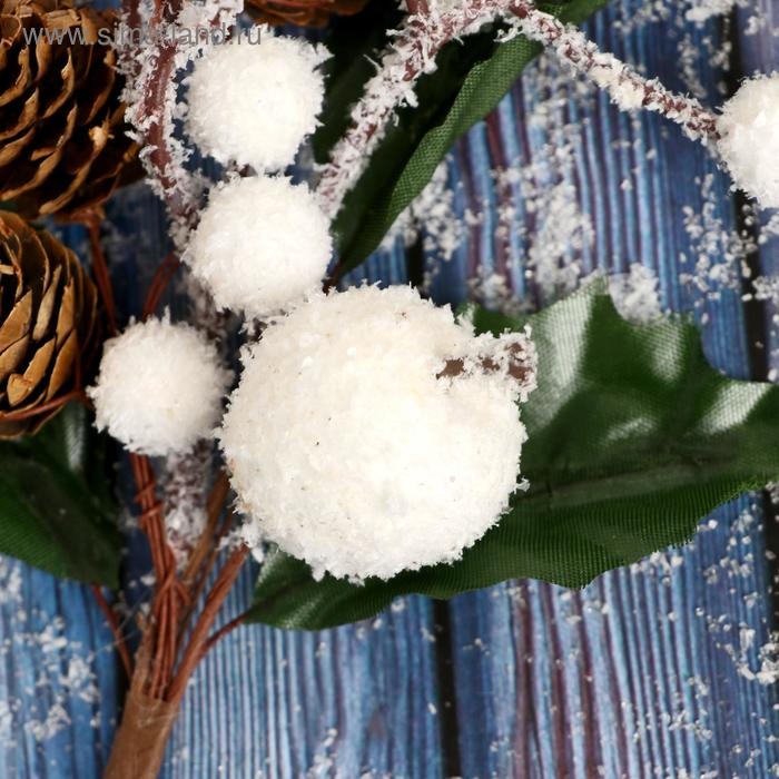 Декор  Декор "Зимнее очарование" яблоки ягоды в белом шишки, 22 см