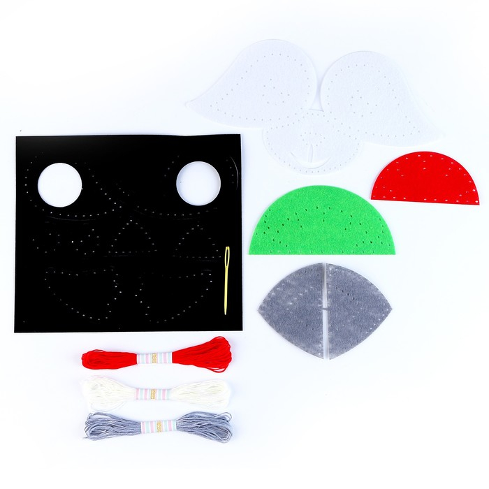 Подушка из фетра, набор для шитья «Енот», 25х25 см Подушка из фетра, набор для шитья «Енот», 25х25 см