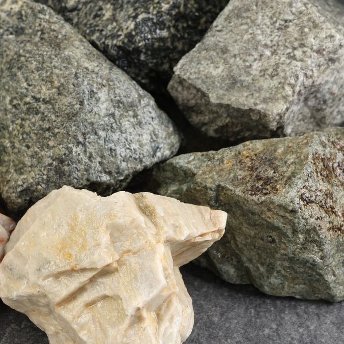 Камень для бани  Камень для бани "Микс" габбро-диабаз, порфирит, кварцит, 20 кг, фракция 70-120 мм