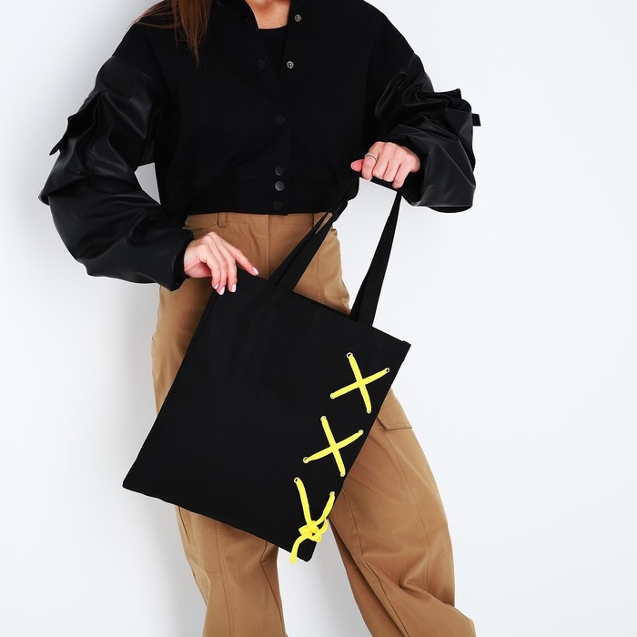 Шопер с лентой, 35 х 1 х 40 см, цвет чёрный Шопер с лентой, 35 х 1 х 40 см, цвет чёрный