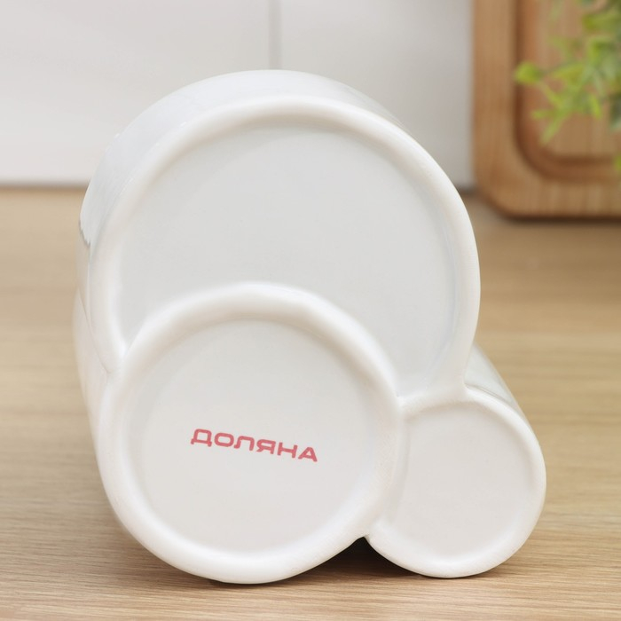 Дозатор для моющего средства Доляна «Милитари», 370 мл, с губкой и щёткой, цвет белый Дозатор для моющего средства Доляна «Милитари», 370 мл, с губкой и щёткой, цвет белый