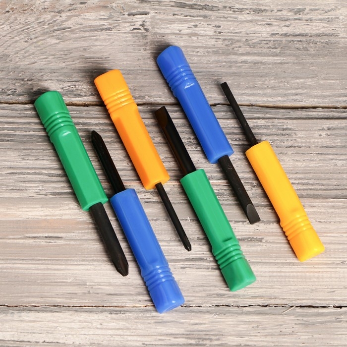 Подарочный набор инструментов в банке «Otvertki«, 6 предметов Подарочный набор инструментов в банке «Otvertki«, 6 предметов