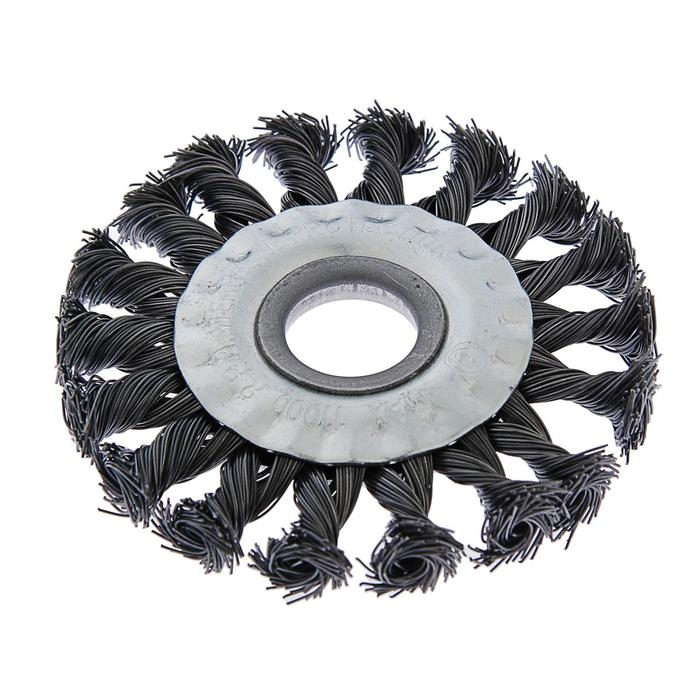 Щетка металлическая для УШМ ТУНДРА, крученая проволока, плоская, посадка 22 мм, 100 мм Щетка металлическая для УШМ ТУНДРА, крученая проволока, плоская, посадка 22 мм, 100 мм