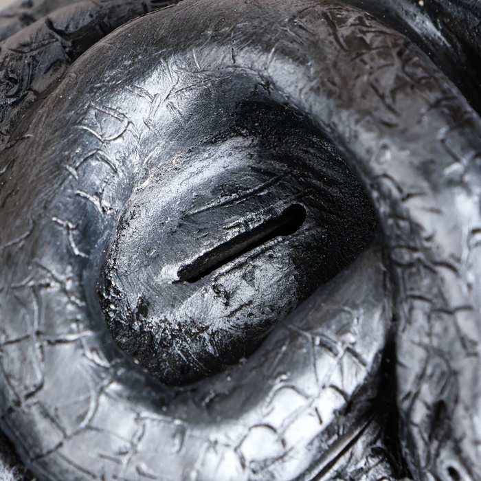 Новый год. Символ 2025. Копилка Новый год. Символ 2025. Копилка "Змея на сундуке" 16х11х14см, серебро