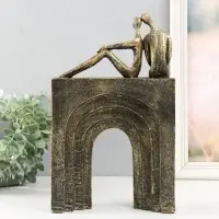 Фигурка полистоун &laquo;Двое на арке&raquo;, под металл, 19.2&times;8.7&times;30.4 см