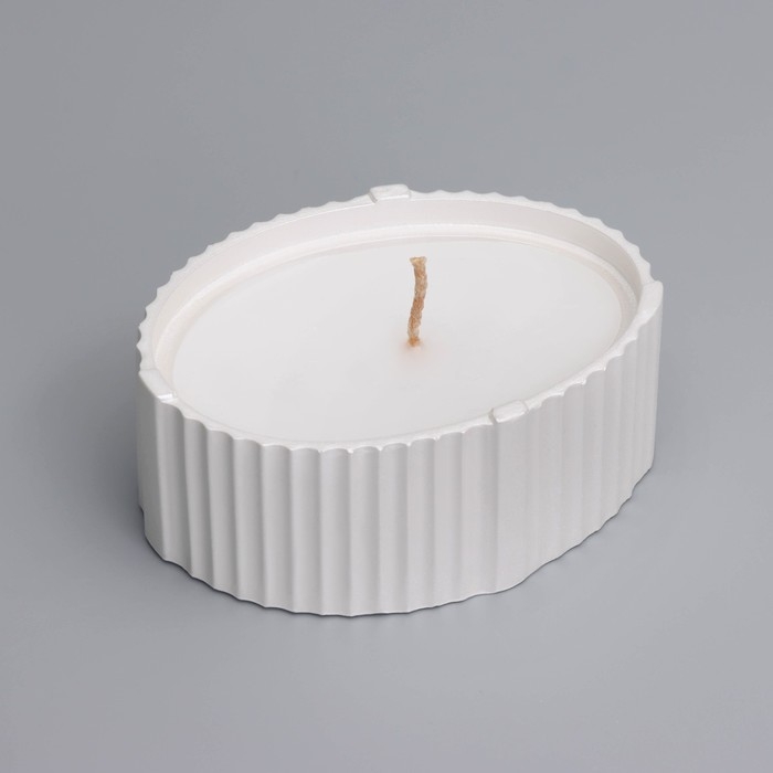 Свеча  Свеча "Овал" в подсвечнике с узкими гранями, 9х6,5х4см,белый перламутр