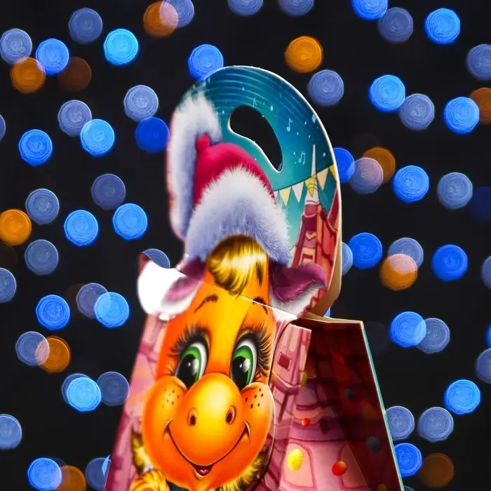 Подарочная новогодняя коробка «Крошка Дракошка», 16.5×8.6×27 см Подарочная новогодняя коробка «Крошка Дракошка», 16.5×8.6×27 см