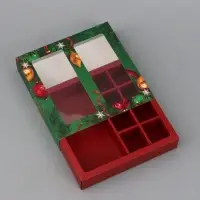 Коробка подарочная для 8 конфет и шоколад &laquo;Новогодняя роскошь&raquo;, 17.7&times;17.8&times;3.8 см