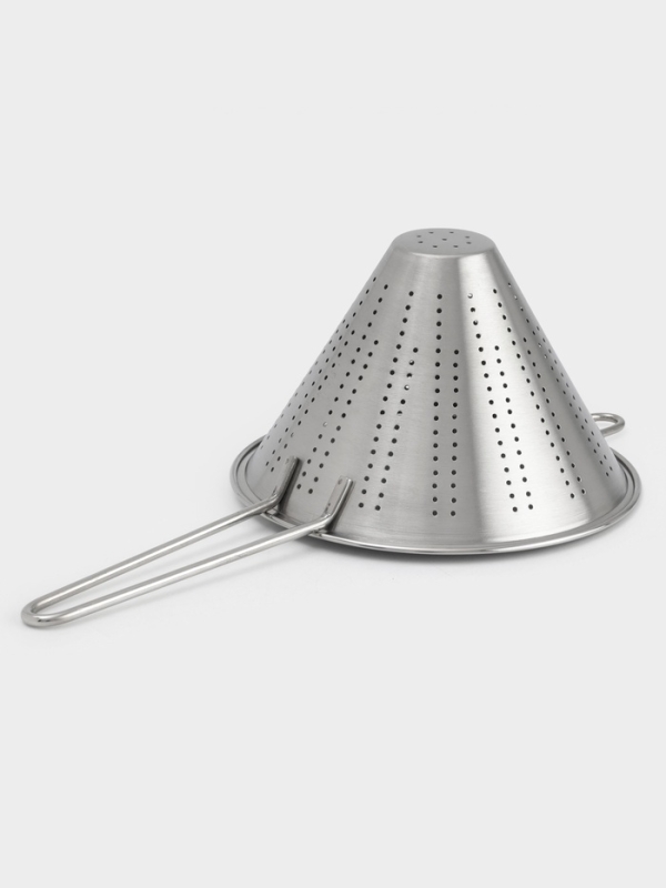Дуршлаг конический d=18 см Дуршлаг конический d=18 см
