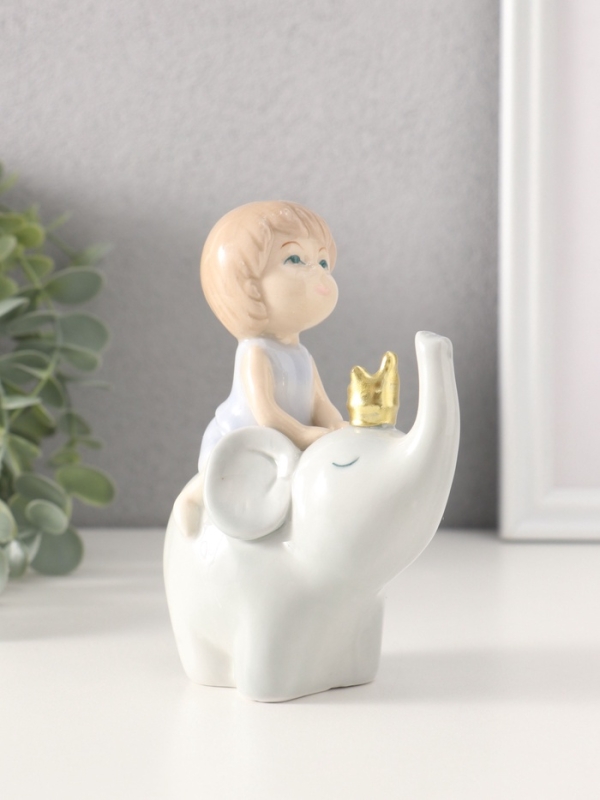 Фигурка керамика «Малыш на слоне», 4.5×10.5×13 см Фигурка керамика «Малыш на слоне», 4.5×10.5×13 см