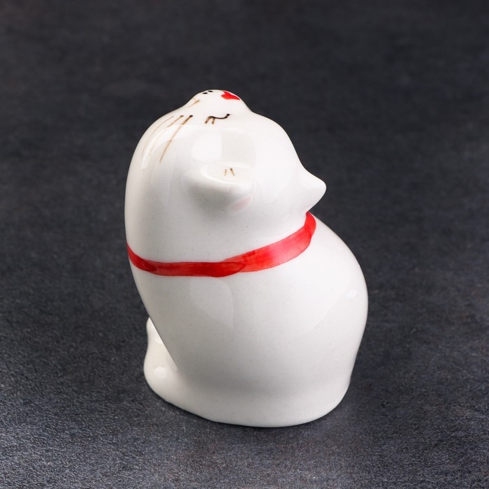 Статуэтка фарфоровая Статуэтка фарфоровая "Кошка Япошечка", 8 см