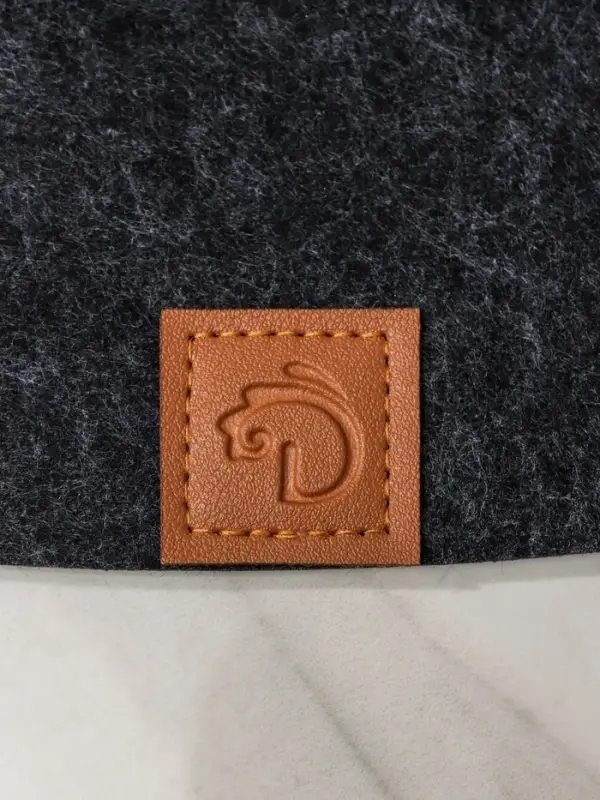 Салфетка сервировочная на стол Доляна &laquo;Грэй&raquo;, 33.5&times;38.4 см, толщина 4 мм, чёрная