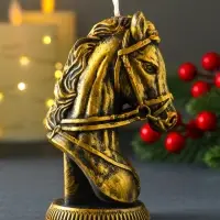 Декоративная свеча "Бюст лошади" (бронза), 131 г, 74х60х118 Декоративная свеча "Бюст лошади" (бронза), 131 г, 74х60х118