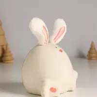 Сувенир керамика, текстиль "Зайчик круглый" белый 9х9,5х12 см Сувенир керамика, текстиль "Зайчик круглый" белый 9х9,5х12 см