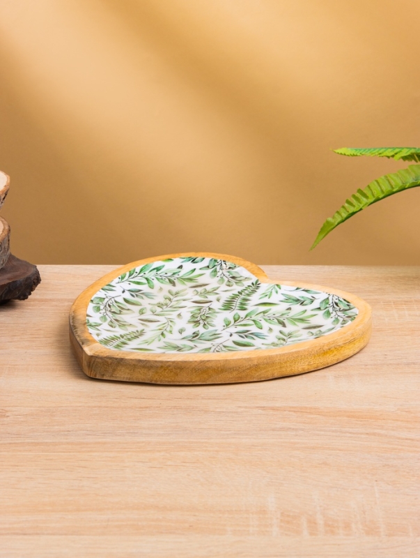 Блюдо в форме сердца «Оливковая ветвь», дерево манго, 20.5×20×2.3 см