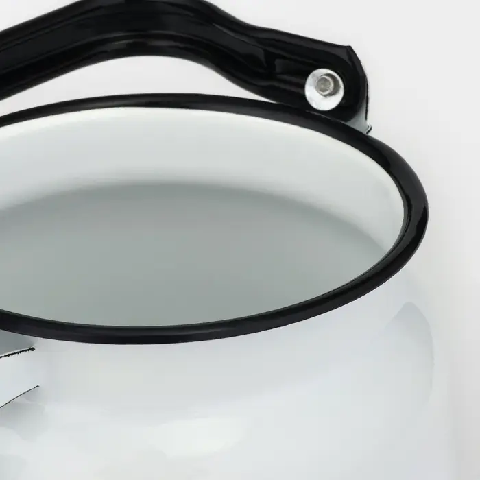 Чайник, 2.3 л, эмалированная сталь, белый