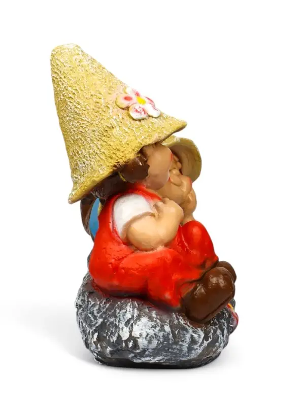 Садовая фигура из полистоуна &laquo;Девочка с мальчиком на камне&raquo;, 42&times;22&times;41 см