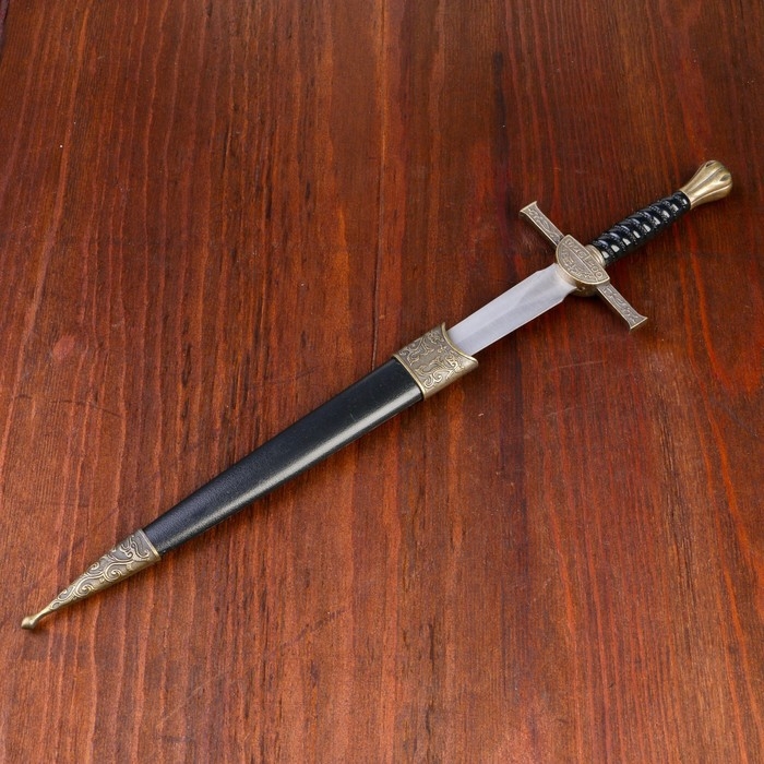 Сув. изд. кортик классический с витой рукоятью и ножнами 35 см металл,кожа Сув. изд. кортик классический с витой рукоятью и ножнами 35 см металл,кожа